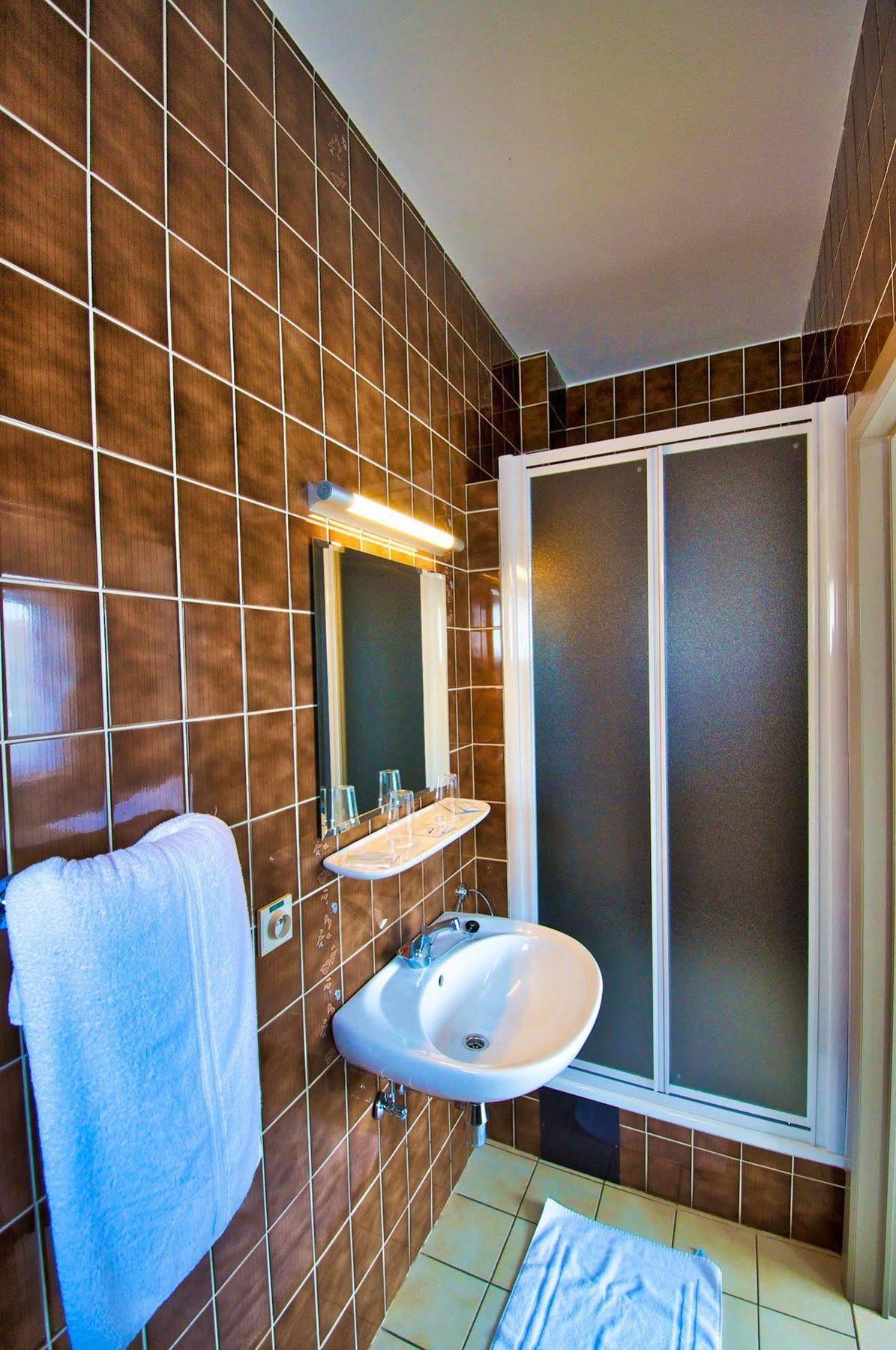 De Golf Hotel 2*